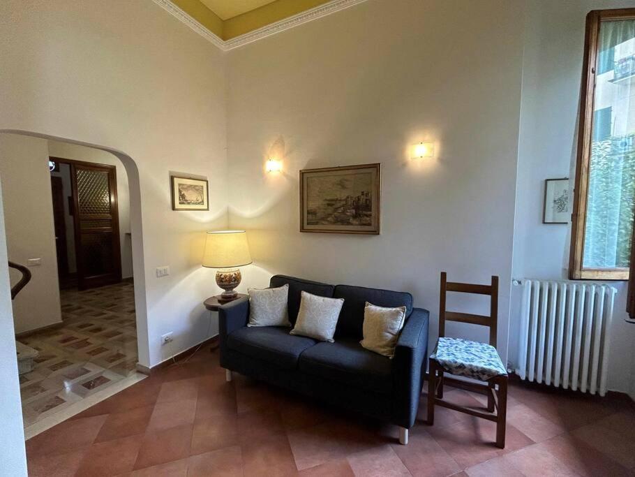 Апартаменти Villino La Rosa Antica Флоренція Екстер'єр фото